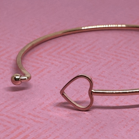 Handmade Rhinestone Kitty Bangle Charm Bracelet! New in Gift Box! - Picture 3 of 5